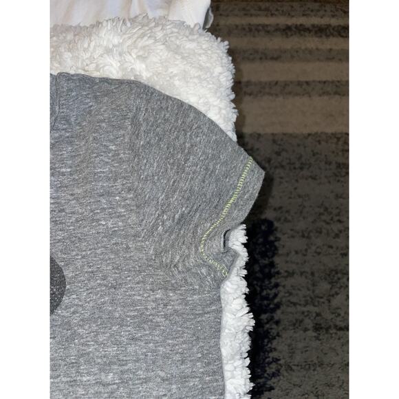 Kind is cool girls sz. XL gray asymmetrical tee. Soft, cute - Picture 5 of 10